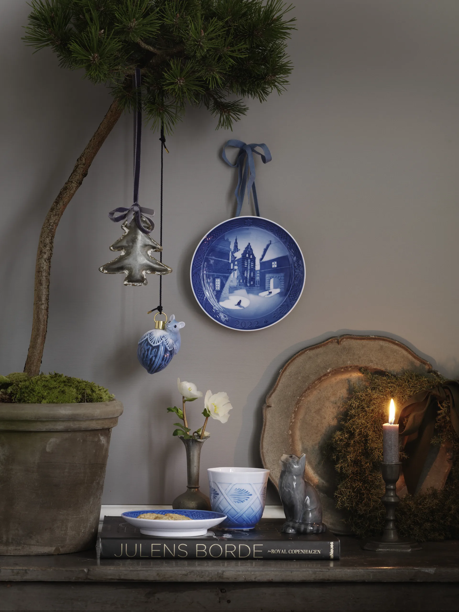 Royal Copenhagen juletallerken 2022, Hvid Royal Copenhagen