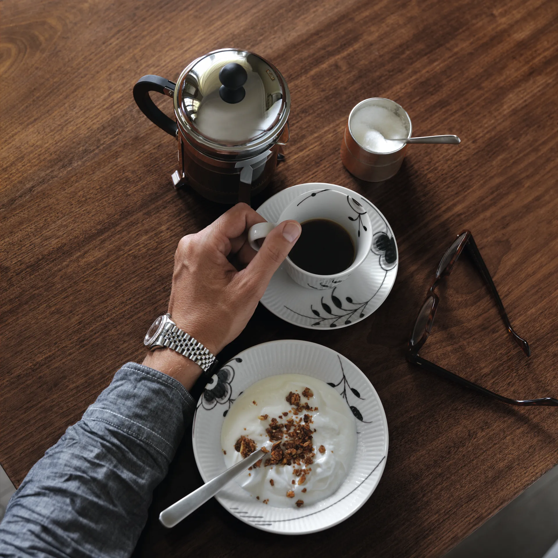 Sort Mega Riflet dyb tallerken, Ø 17 cm Royal Copenhagen