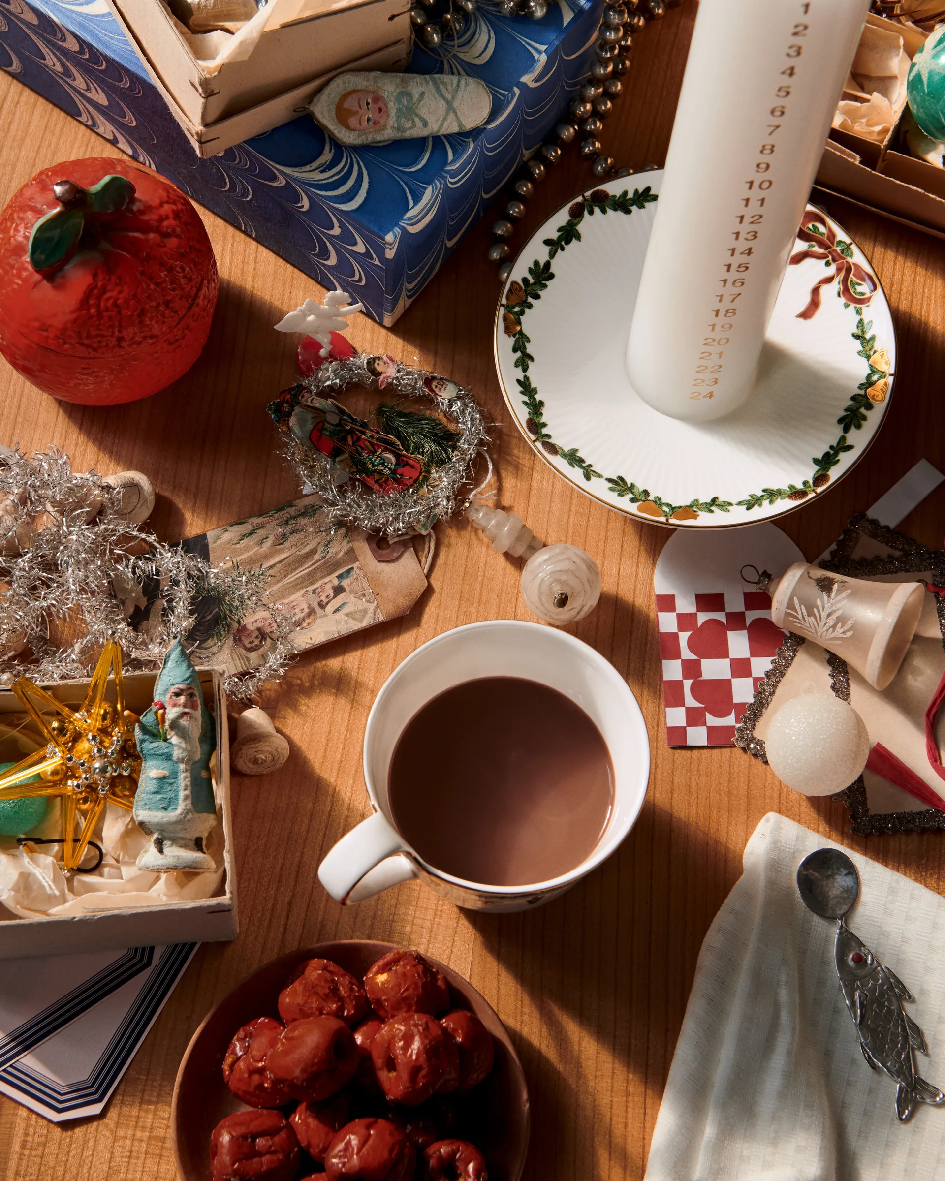 Star Fluted Christmas fyrfadsstage Ø15,5 cm, Hvid Royal Copenhagen