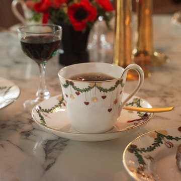 Stjerne Riflet Jul kop og underkop - 24 cl-højt håndtag - Royal Copenhagen
