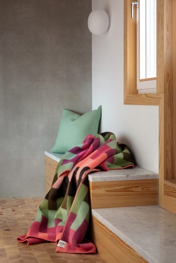 Åsmund Bold tæppe 135x200 cm - Pink-green - Røros Tweed