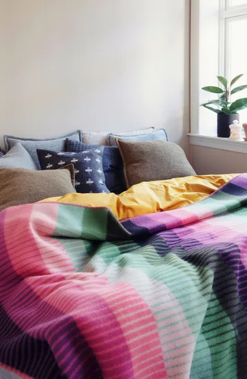 Åsmund Gradient tæppe 135x200 cm - Pink-green - Røros Tweed