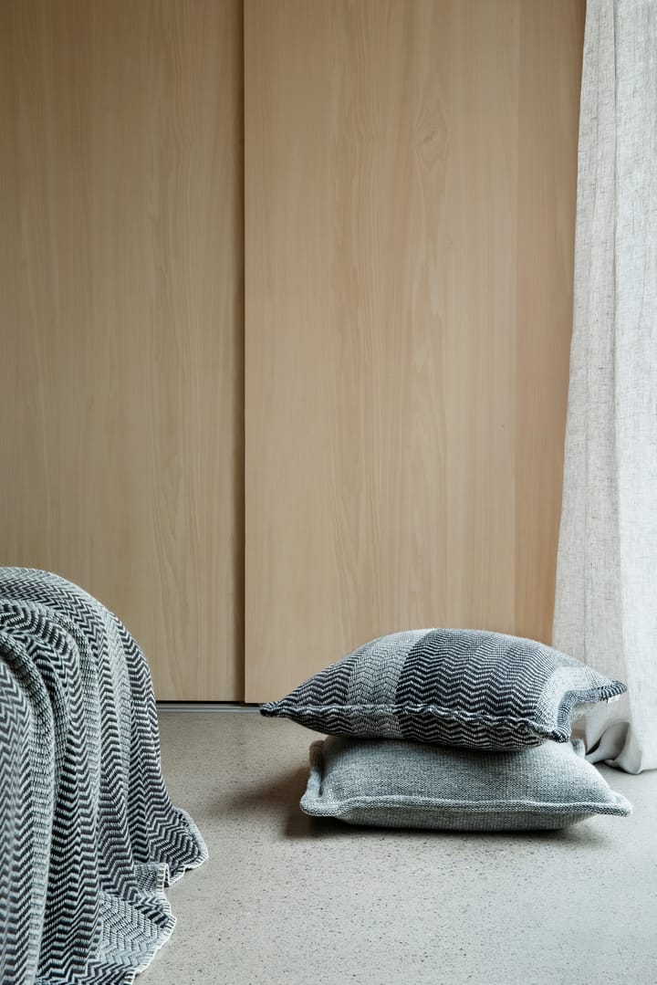 Fri pude 60x60 cm - Grå dag - Røros Tweed