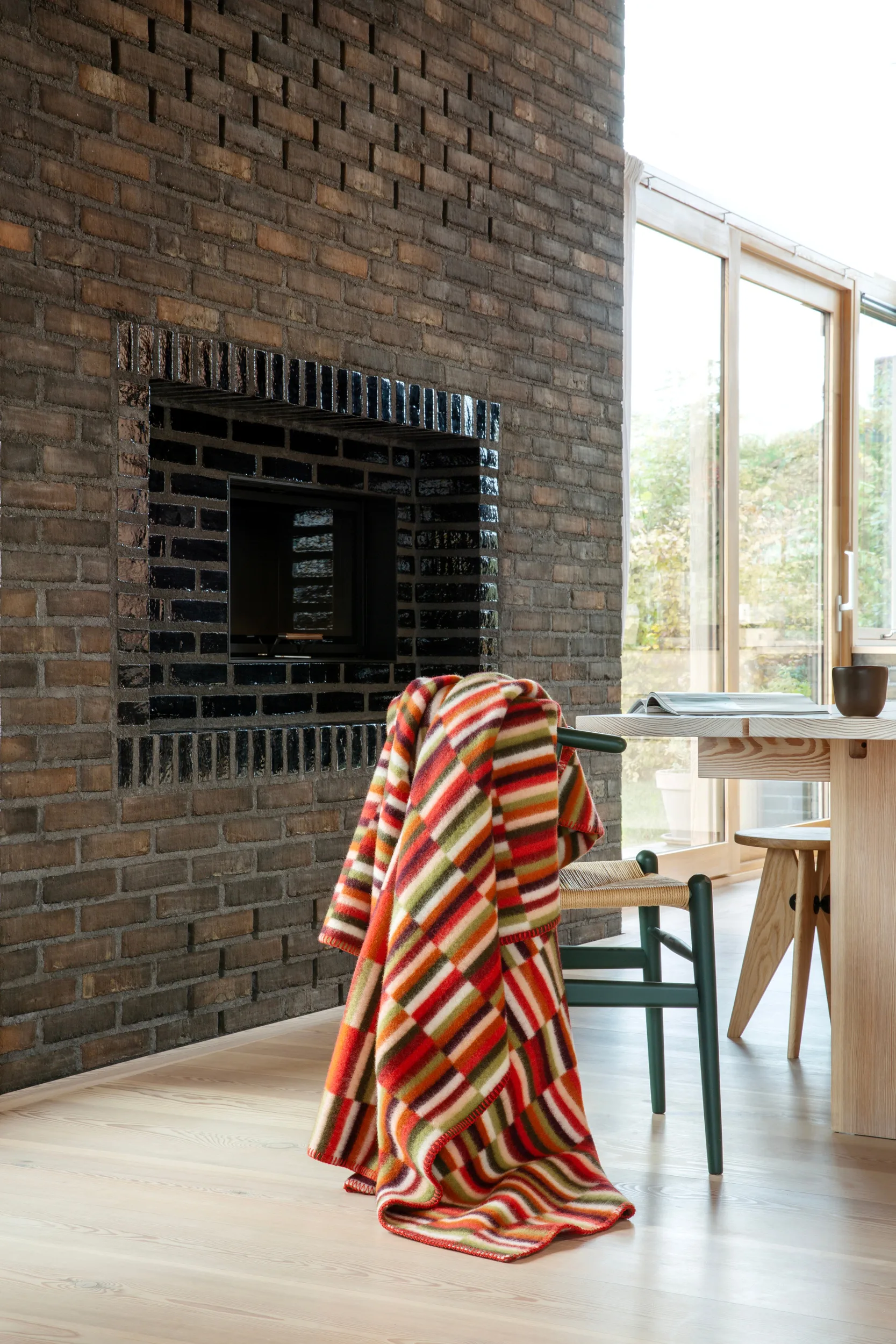 Ida tæppe 135x200 cm, Red shades Røros Tweed