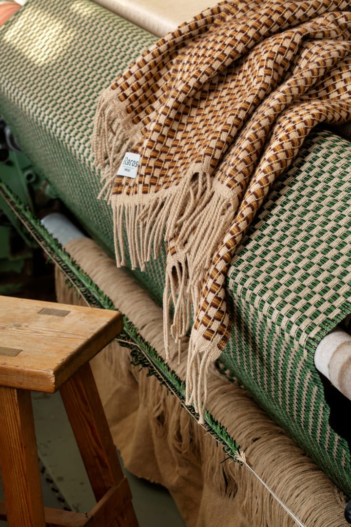 Isak plaid 150x210 cm, Chestnut Røros Tweed