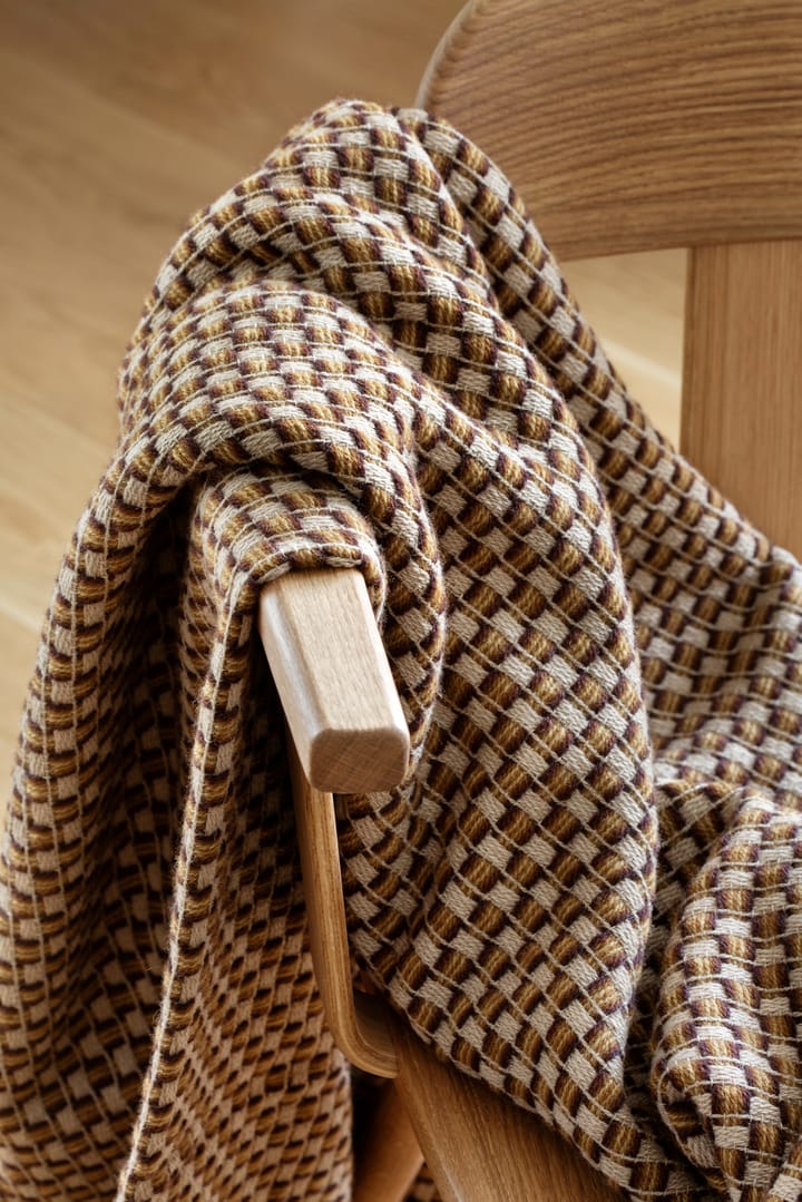 Isak plaid 150x210 cm, Chestnut Røros Tweed