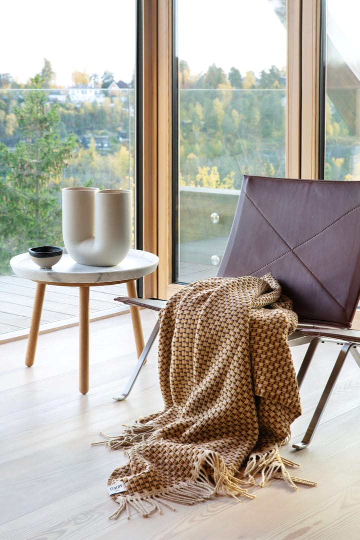Isak plaid 150x210 cm, Chestnut Røros Tweed