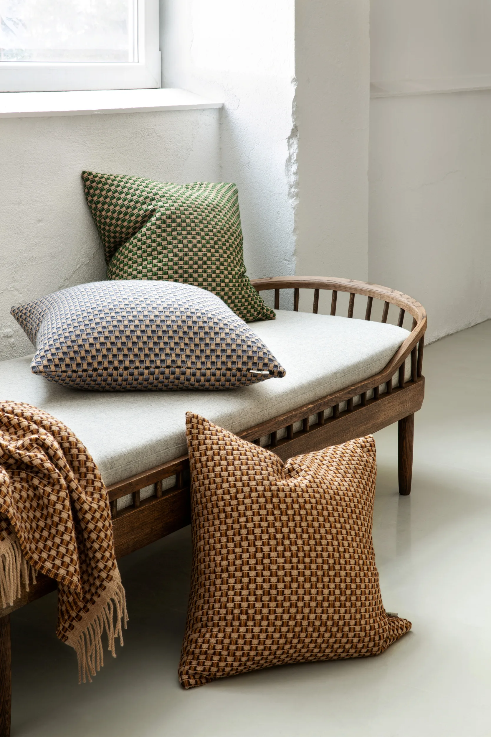 Isak pude 60x60 cm, Meadow Røros Tweed