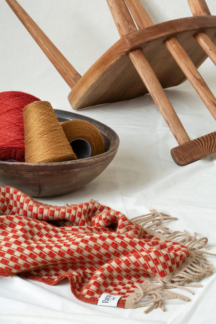 Isak tæppe 150x210 cm - Rød sumak - Røros Tweed