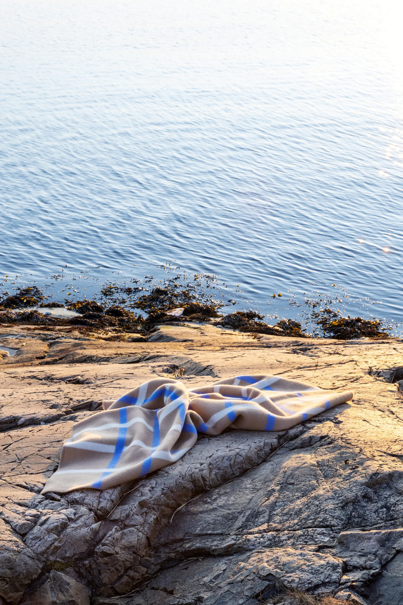 Knut tæppe 135x200 cm, Taupe Røros Tweed