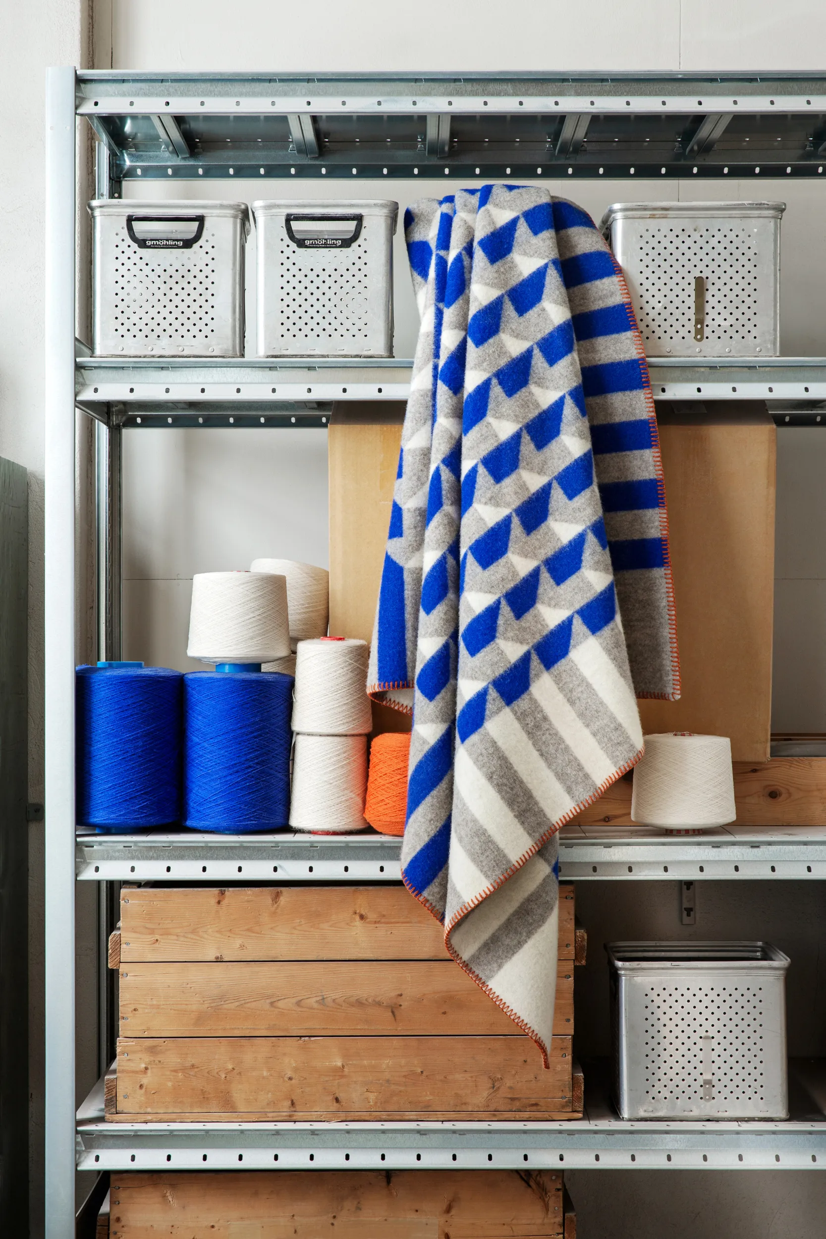 Kvam tæppe 135x200 cm, Blue Røros Tweed