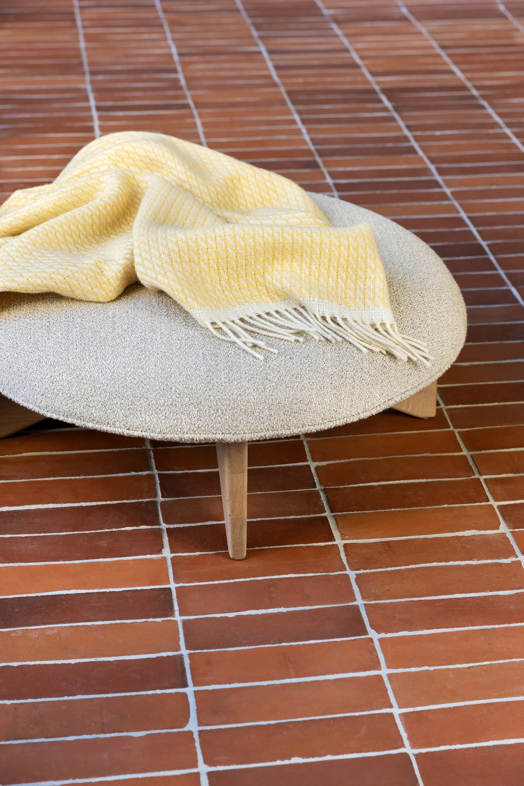 Mello plaid 150x210 cm, Lemon yellow Røros Tweed