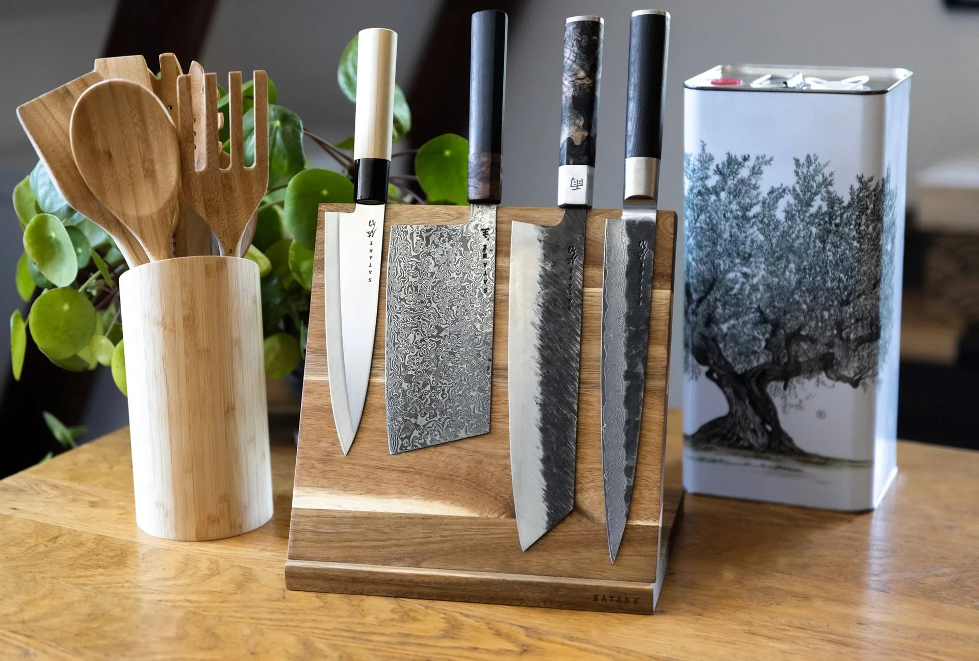 Satake knivblok, Akacie, 19x25x24 cm Satake