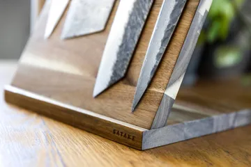 Satake knivblok - Akacie, 19x25x24 cm - Satake