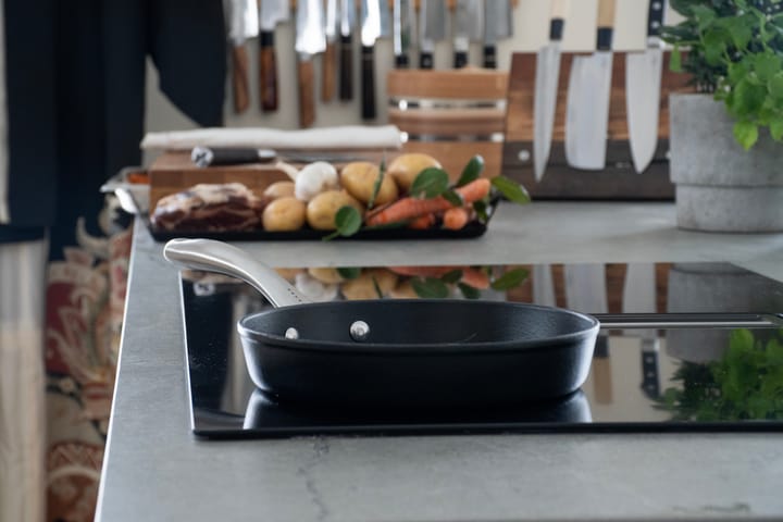Satake støbejernspande, 22 cm Satake