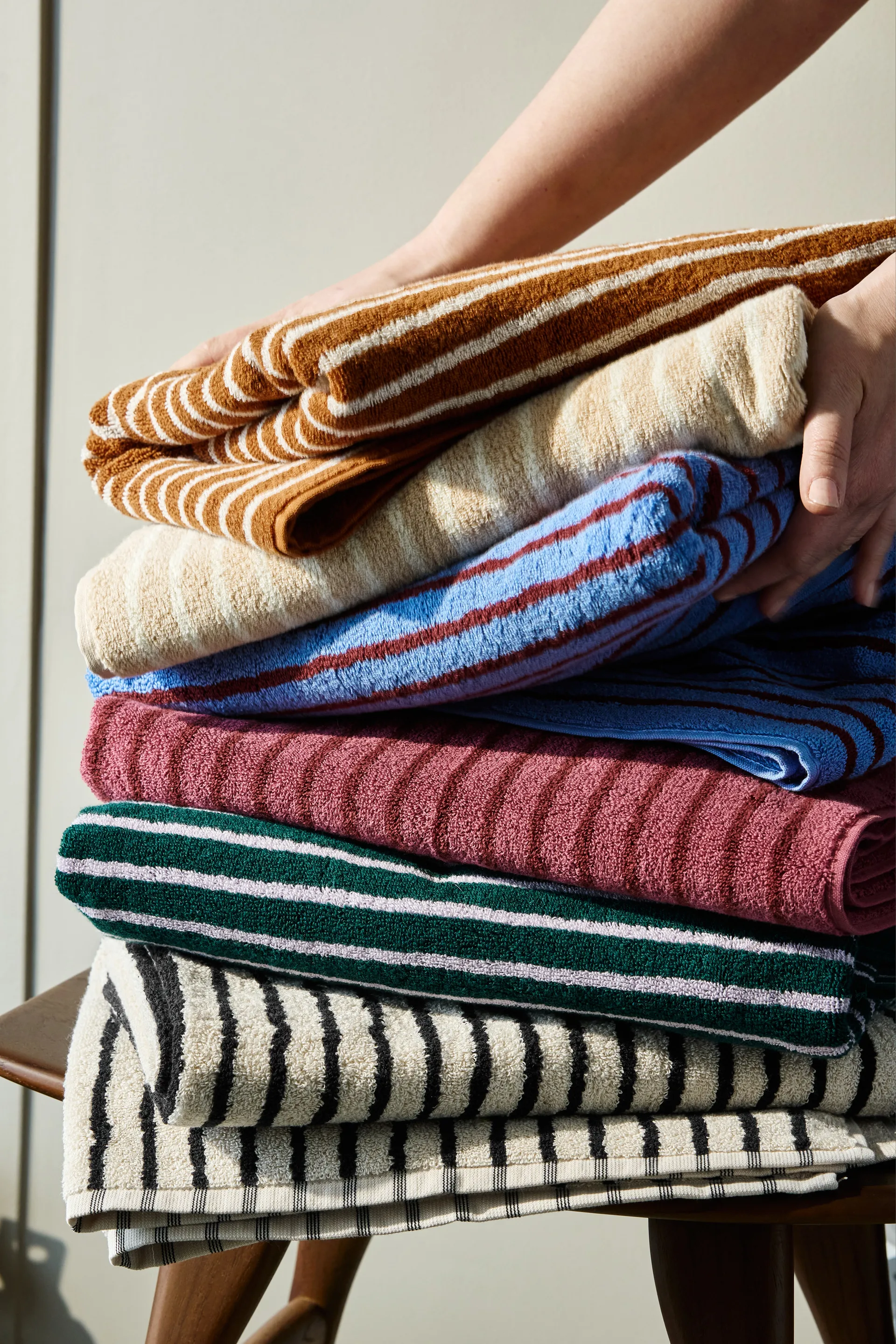 Drift badehåndklæde 70x140 cm, Lyserød-rød Scandi Living