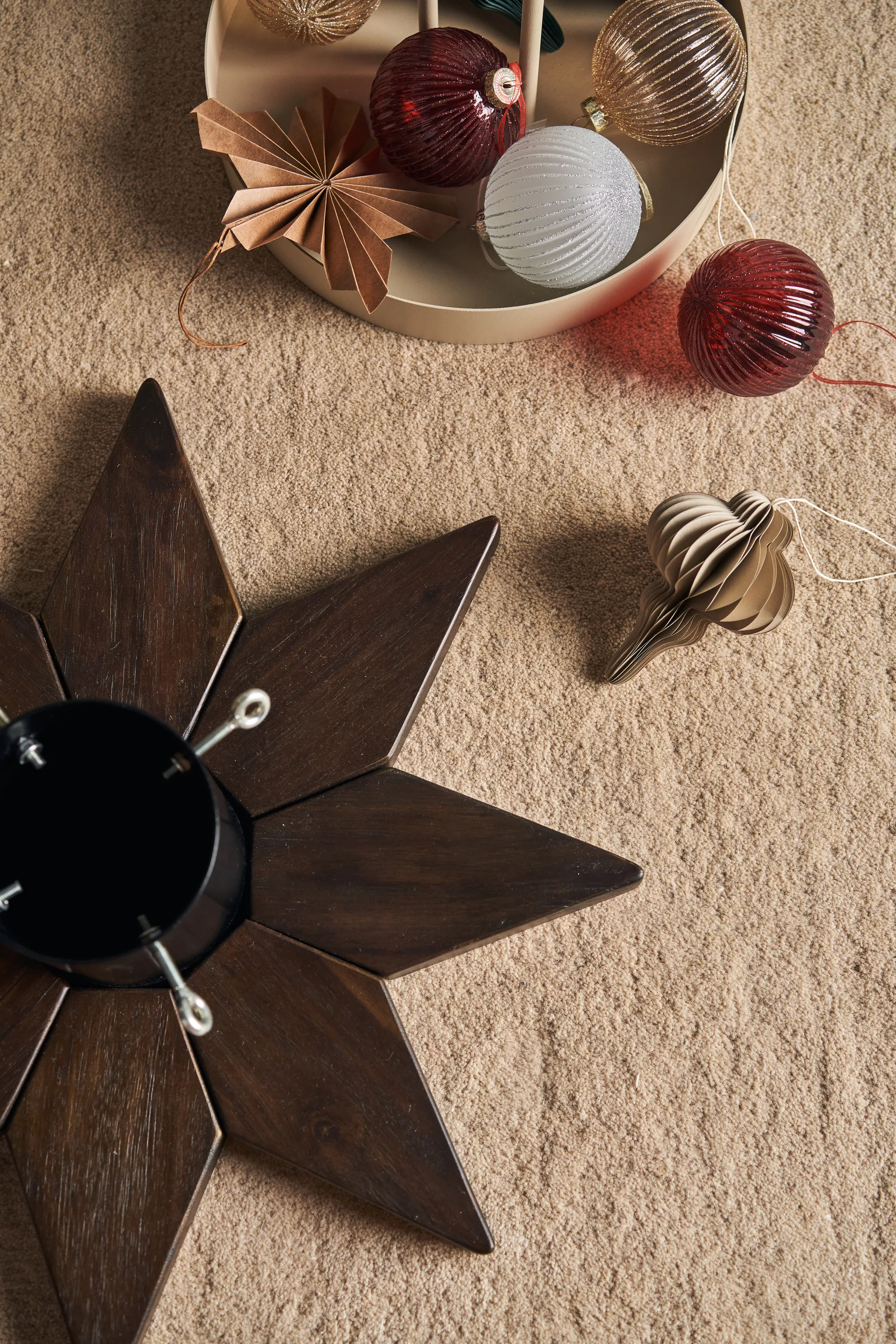 Norr juletræsfod, Mørkbejdset Scandi Living