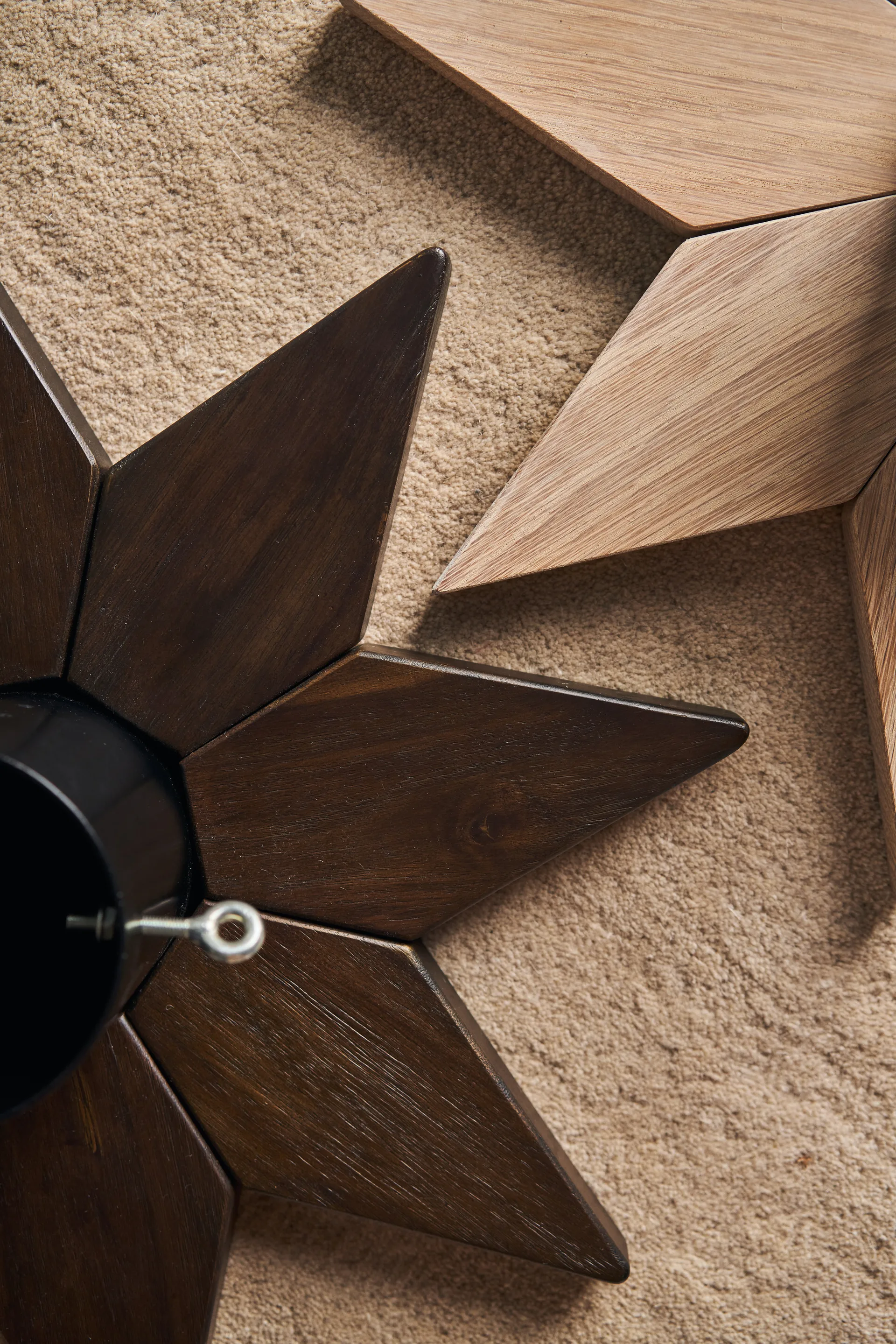 Norr juletræsfod, Mørkbejdset Scandi Living