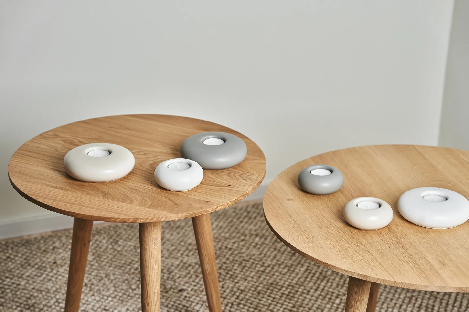 Stone fyrfadsstage Ø9 cm, Beige Scandi Living