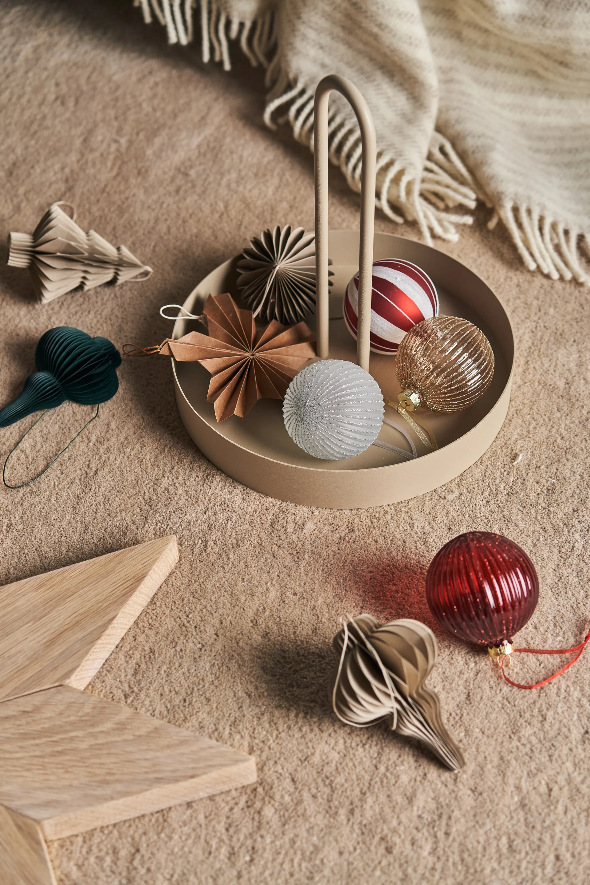 Tradition juletræskugle 6-pak, Red/White Scandi Living