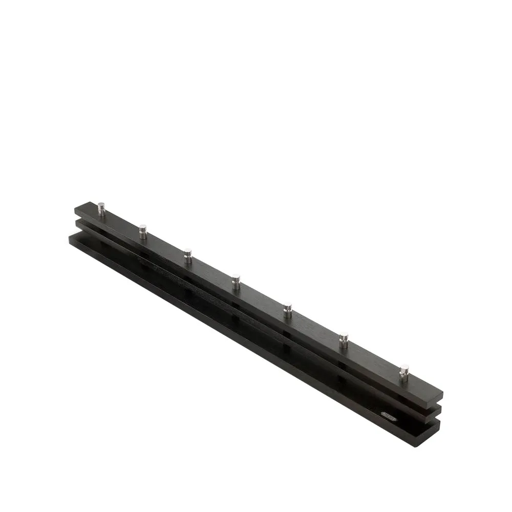 Cutter knagerække, Eg, sortbejdset, 7 stk. knopper Skagerak