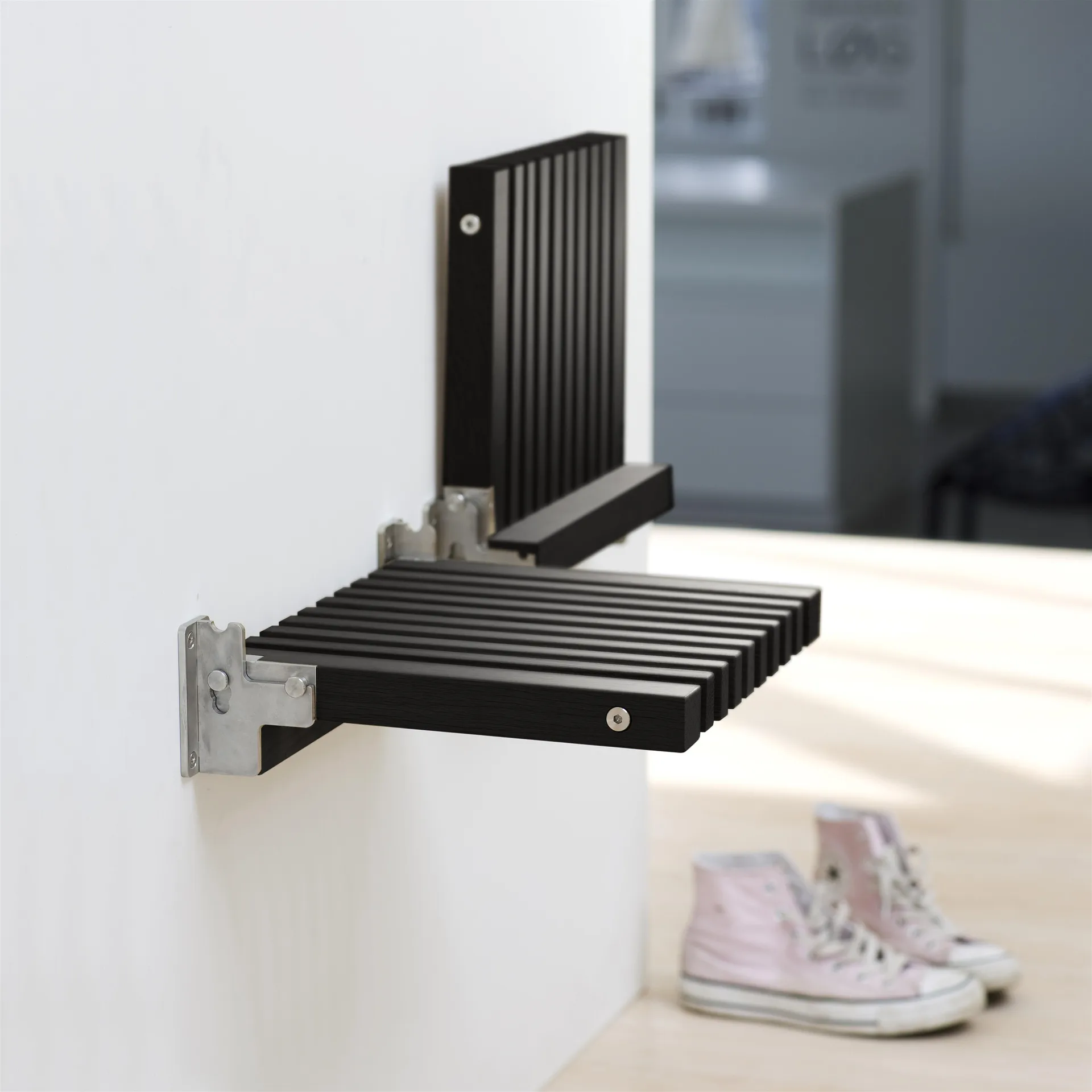 Cutter vægstol, sortlakeret eg Skagerak