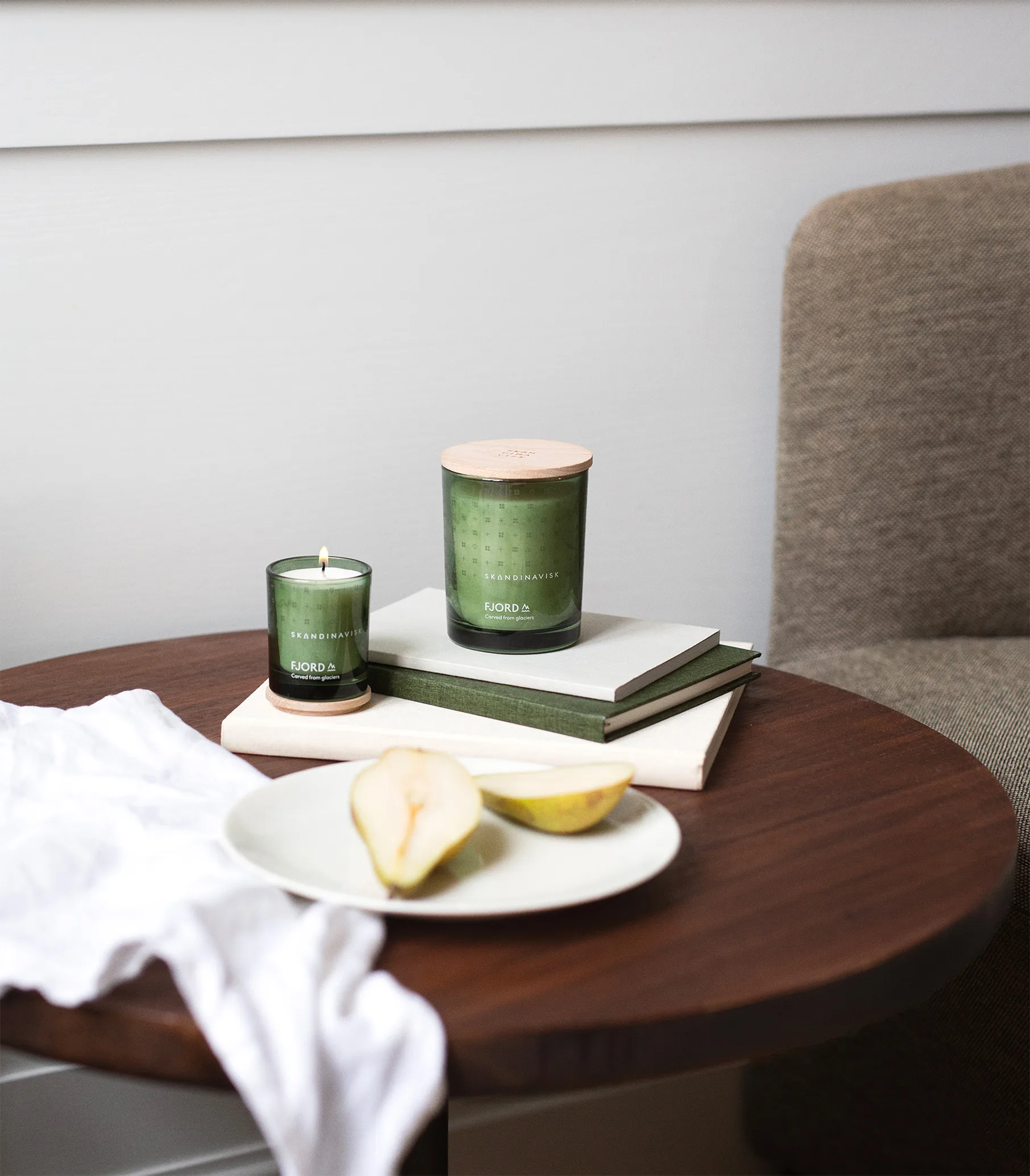 Fjord duftlys med låg, 65 g Skandinavisk