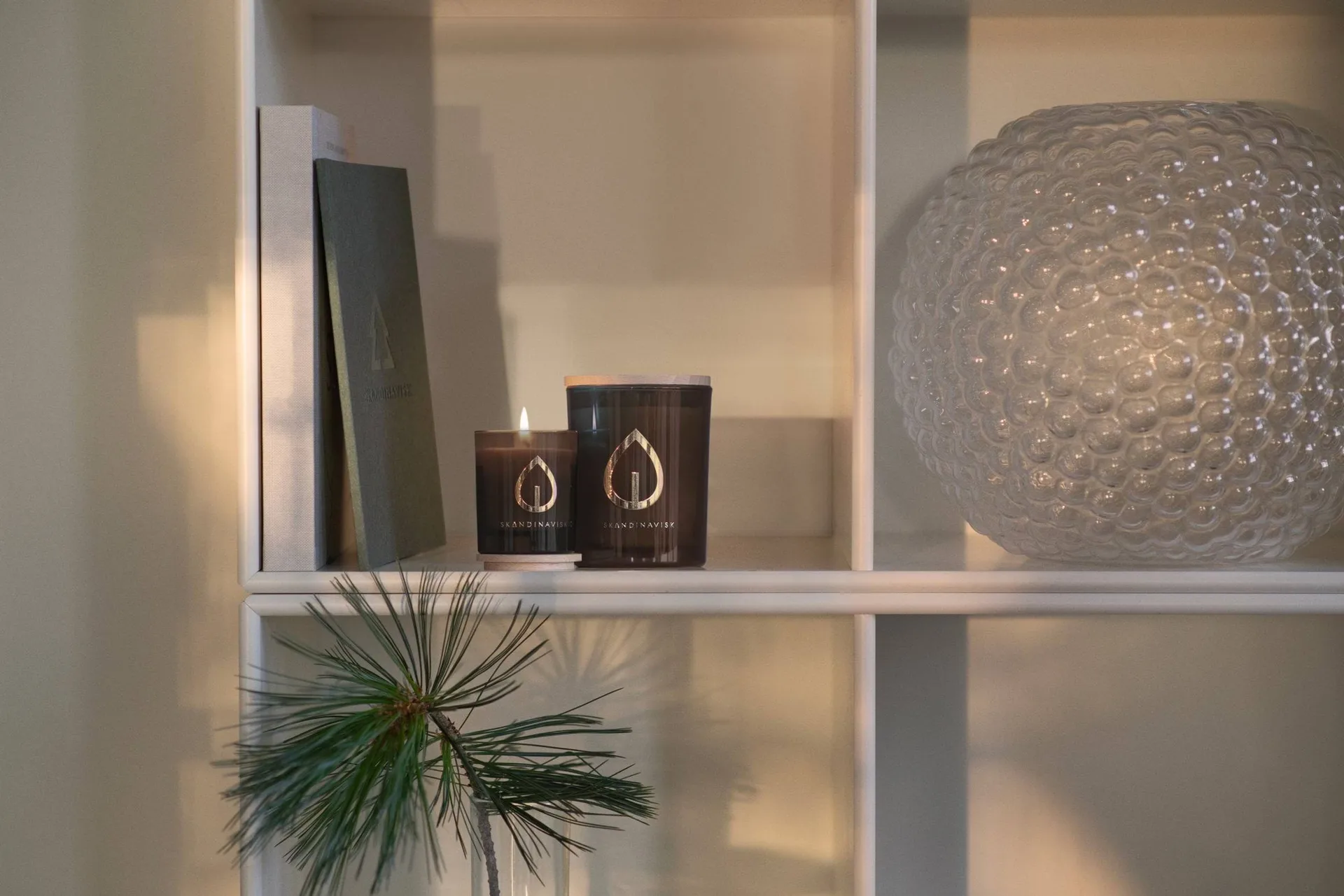 Hygge Gold Symbol duftlys, 65 g Skandinavisk