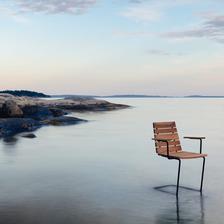 Grinda armstol - Teak, sort stativ - Skargaarden