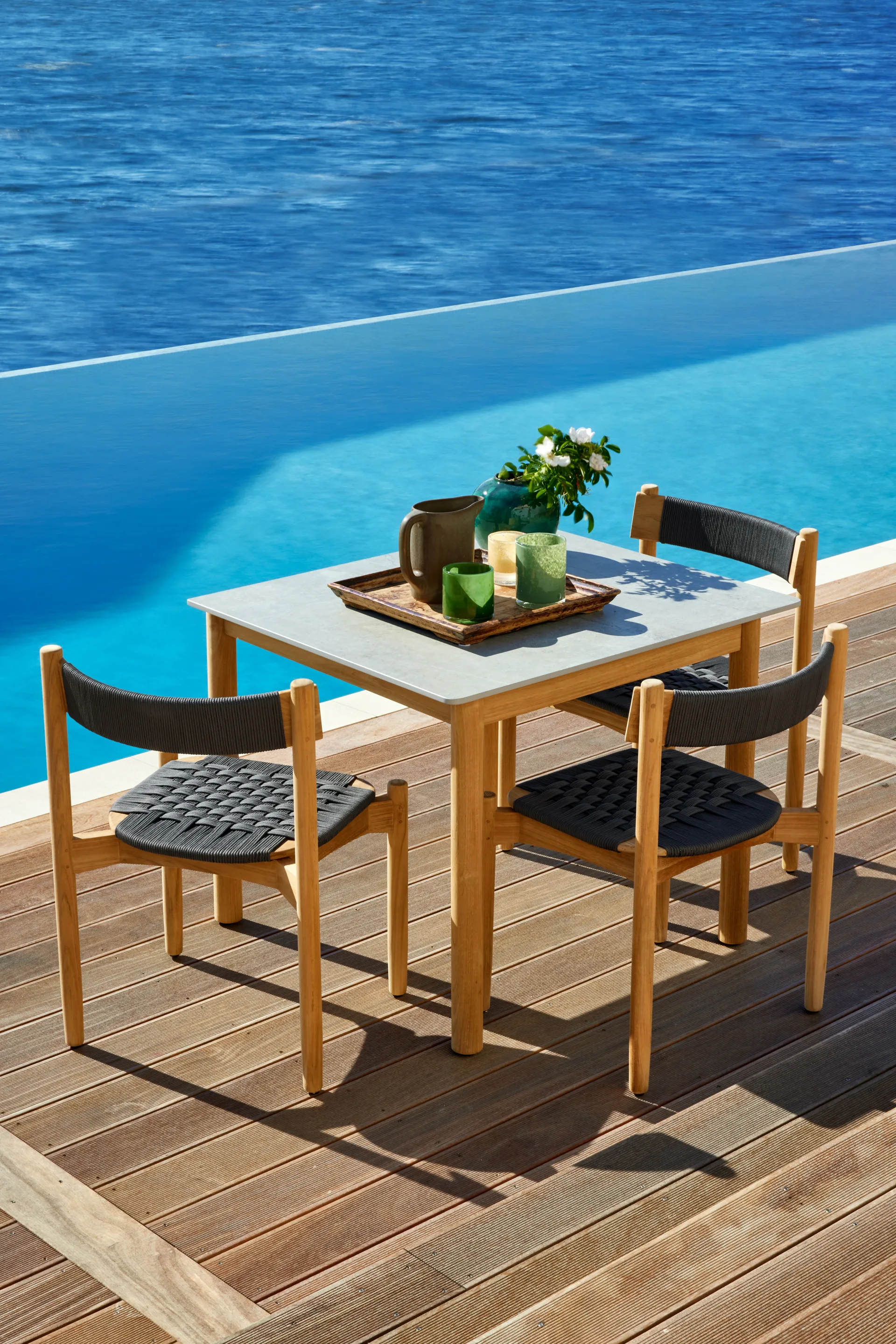 Koster spisebord 98x95x74 cm kompositplade og teak,  Skargaarden