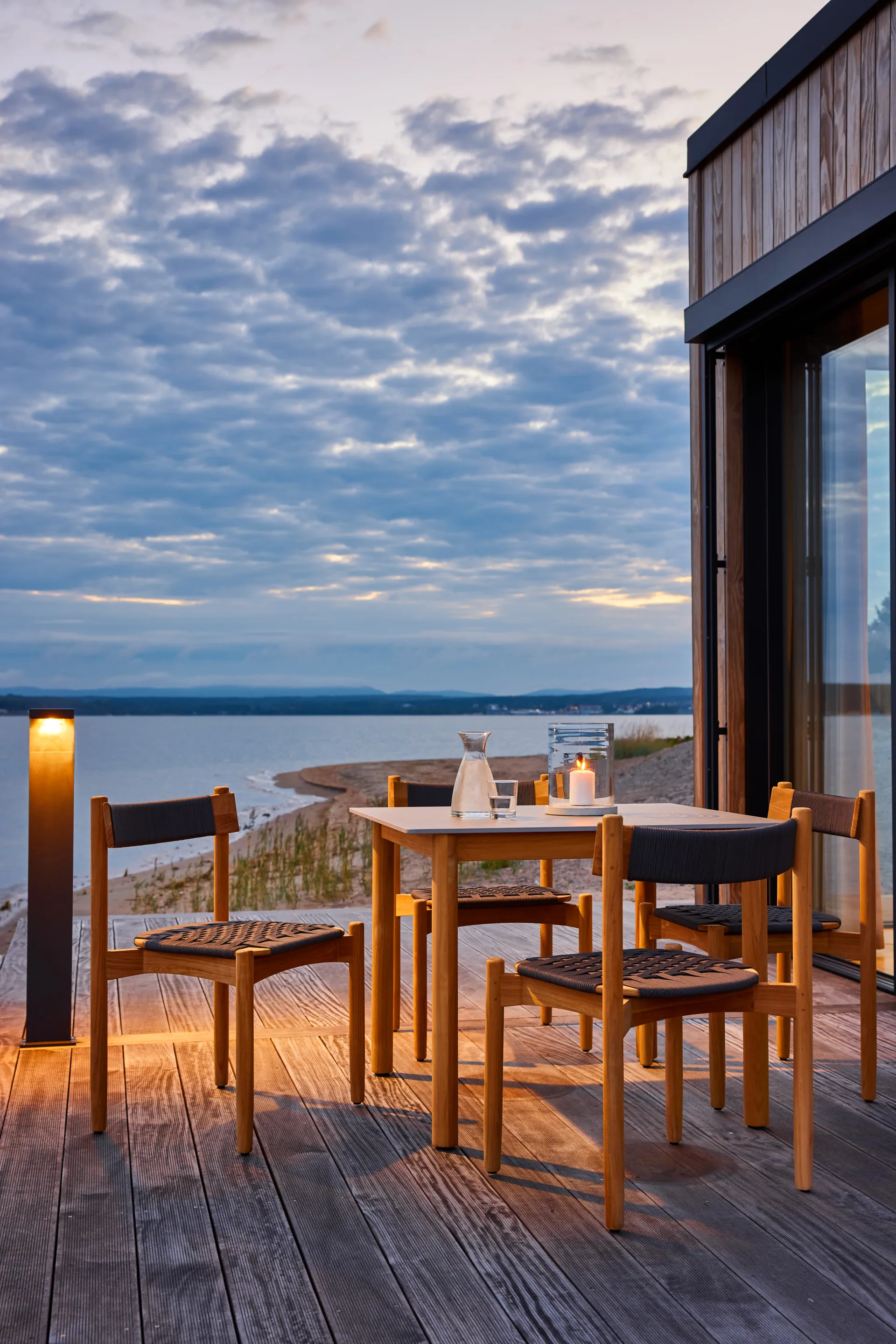 Koster spisebord 98x95x74 cm kompositplade og teak Skargaarden