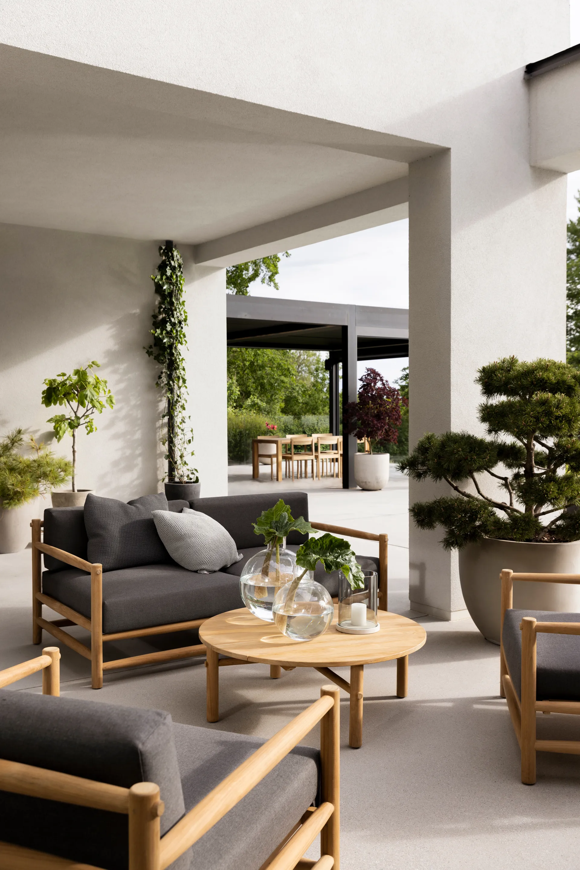 Saltholm sofa teak-gråbrun pude,  Skargaarden
