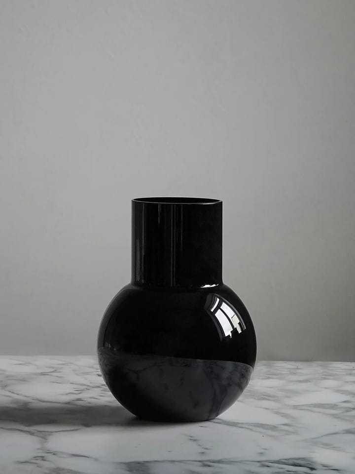Pallo vase, Sort 20 cm Skrufs Glasbruk
