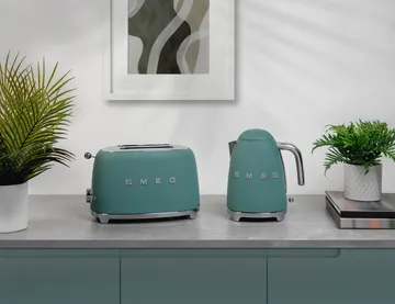 Smeg 50's Style elkedel 1,7 L - Emerald green - Smeg