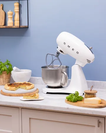 Smeg 50's style køkkenmaskine - Hvid, 1000 W, 4,8 l - Smeg