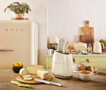 Smeg 50's Style knivset 7 dele - Creme - Smeg