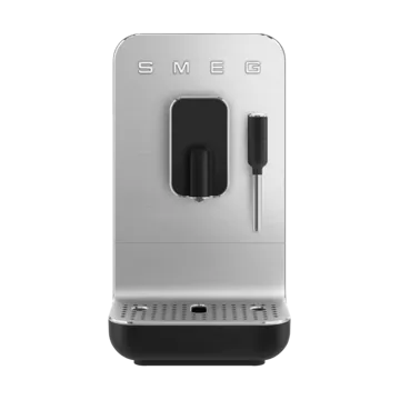 Smeg espressomaskine med dampdyse automatisk - Sort - Smeg