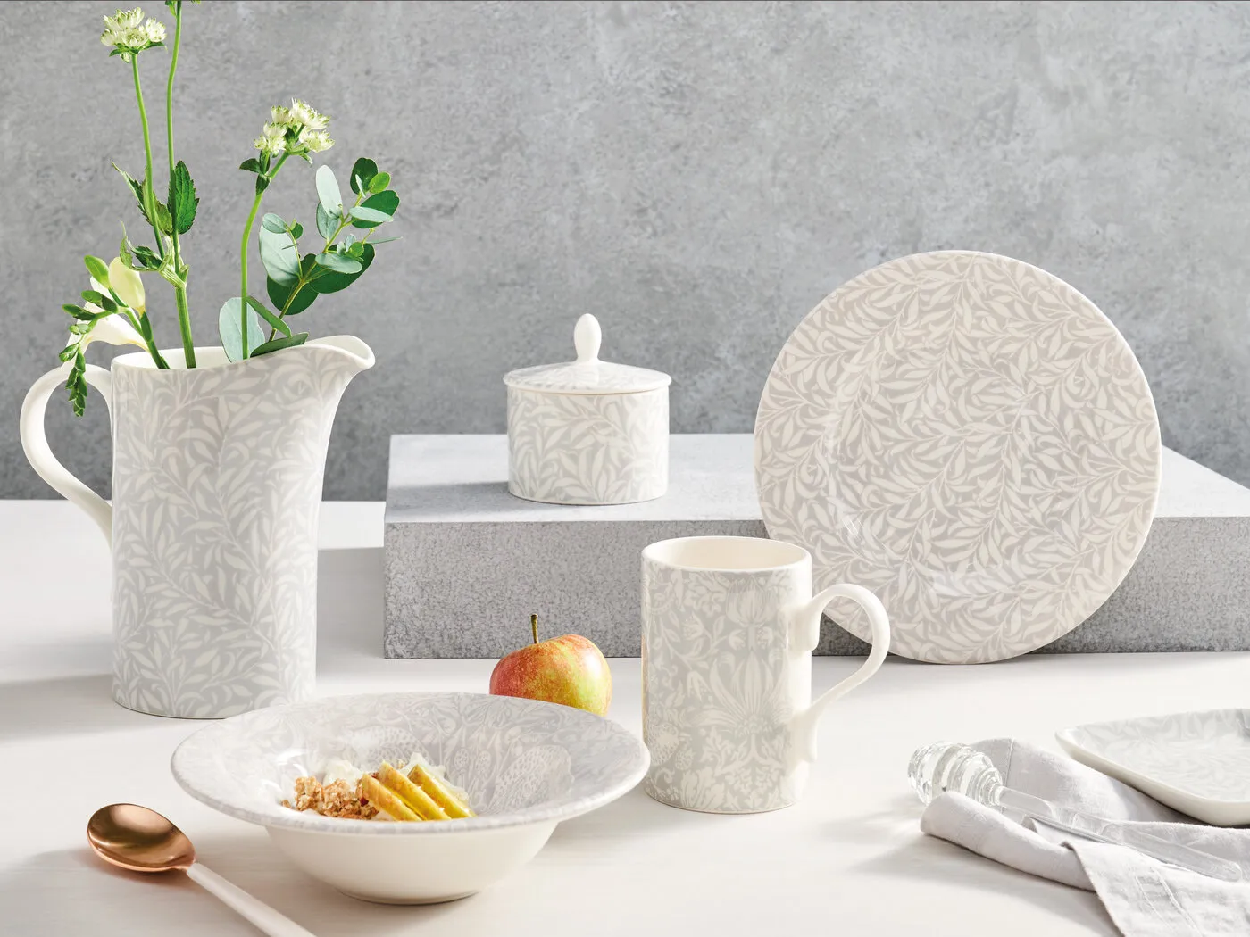 Strawberry Thief skål Ø19 cm, Grey Spode