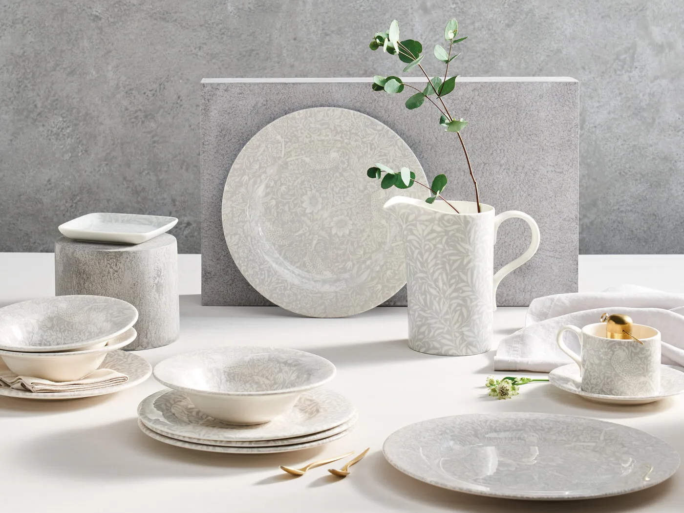 Strawberry Thief skål Ø19 cm, Grey Spode