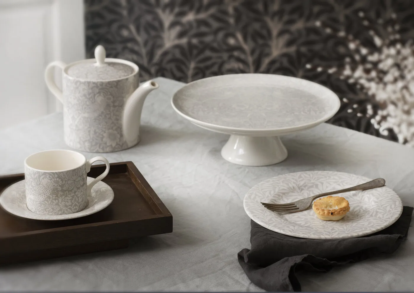 Strawberry Thief tekande 1,1 L, Grey Spode