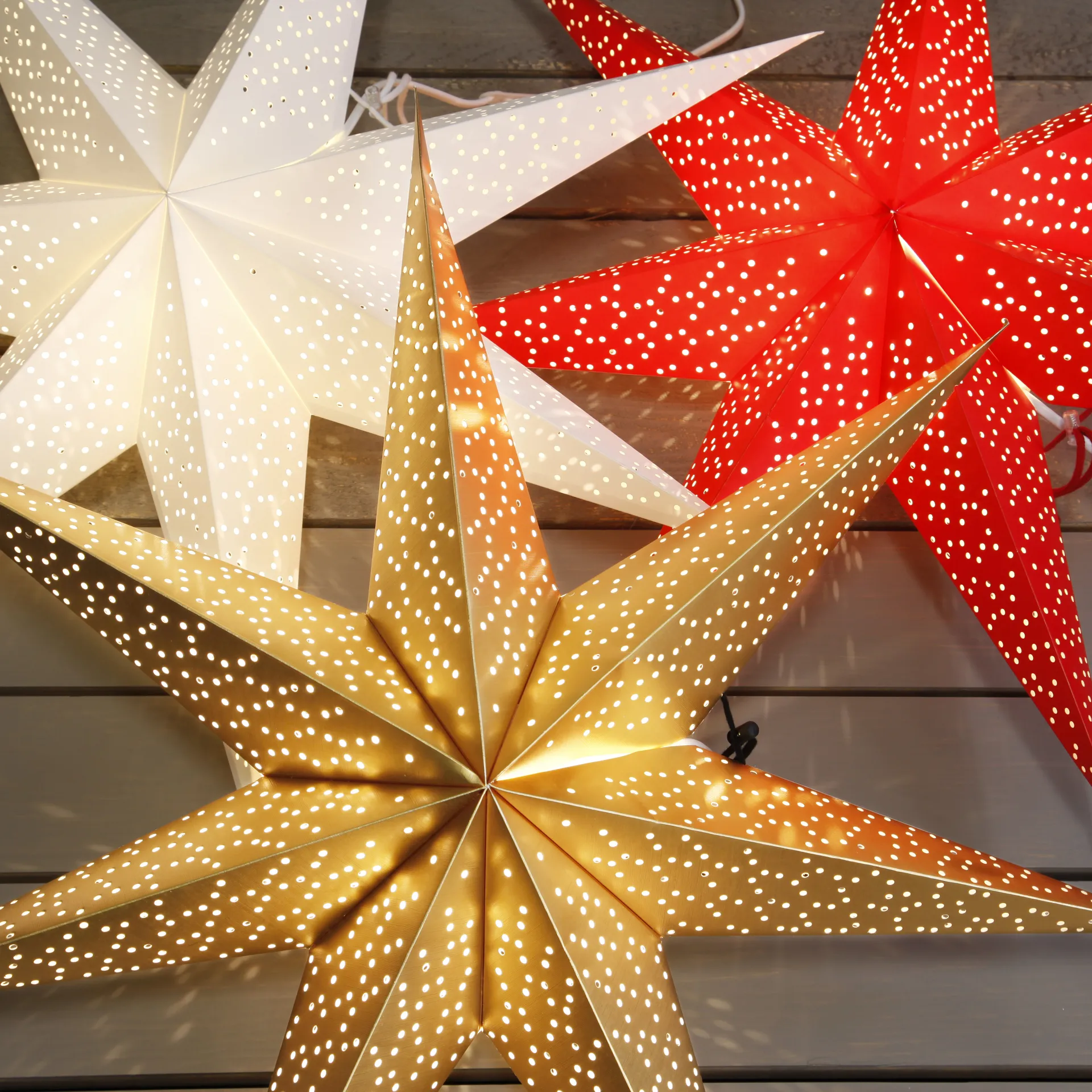 Dot adventsstjerne 70 cm, Guld Star Trading