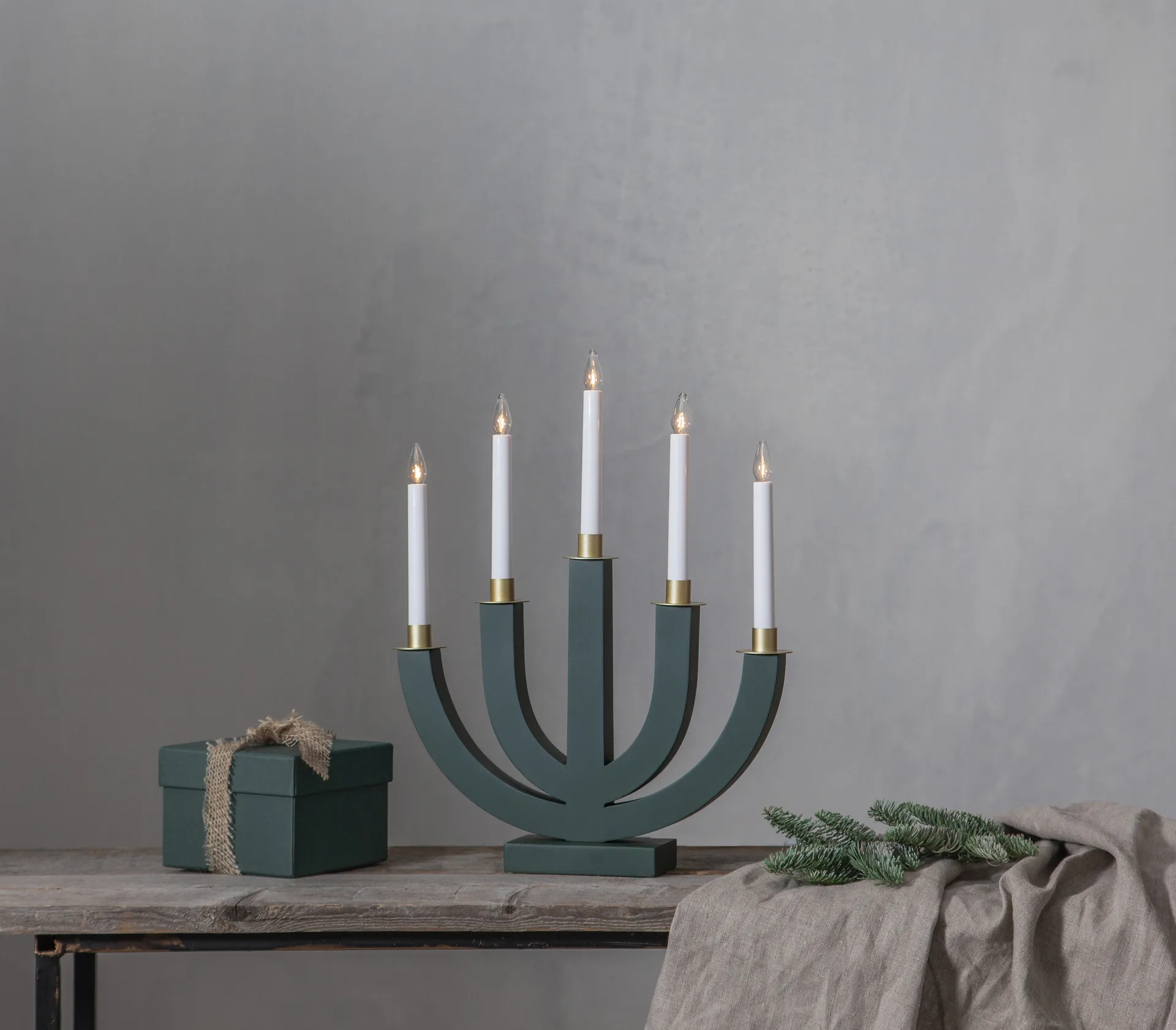 Eli adventslysestage, Grøn Star Trading