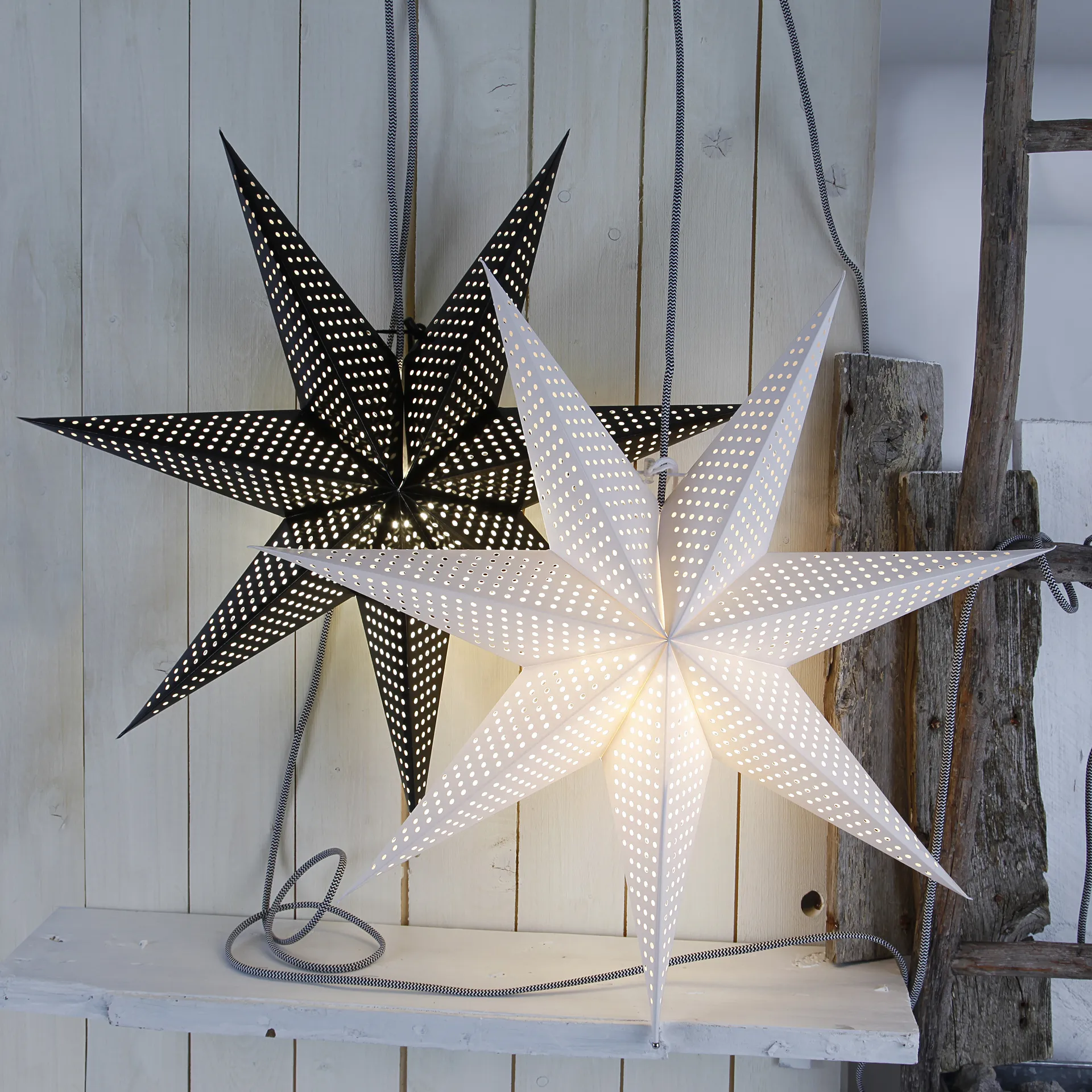 Huss Adventstjerne 60 cm, sort Star Trading