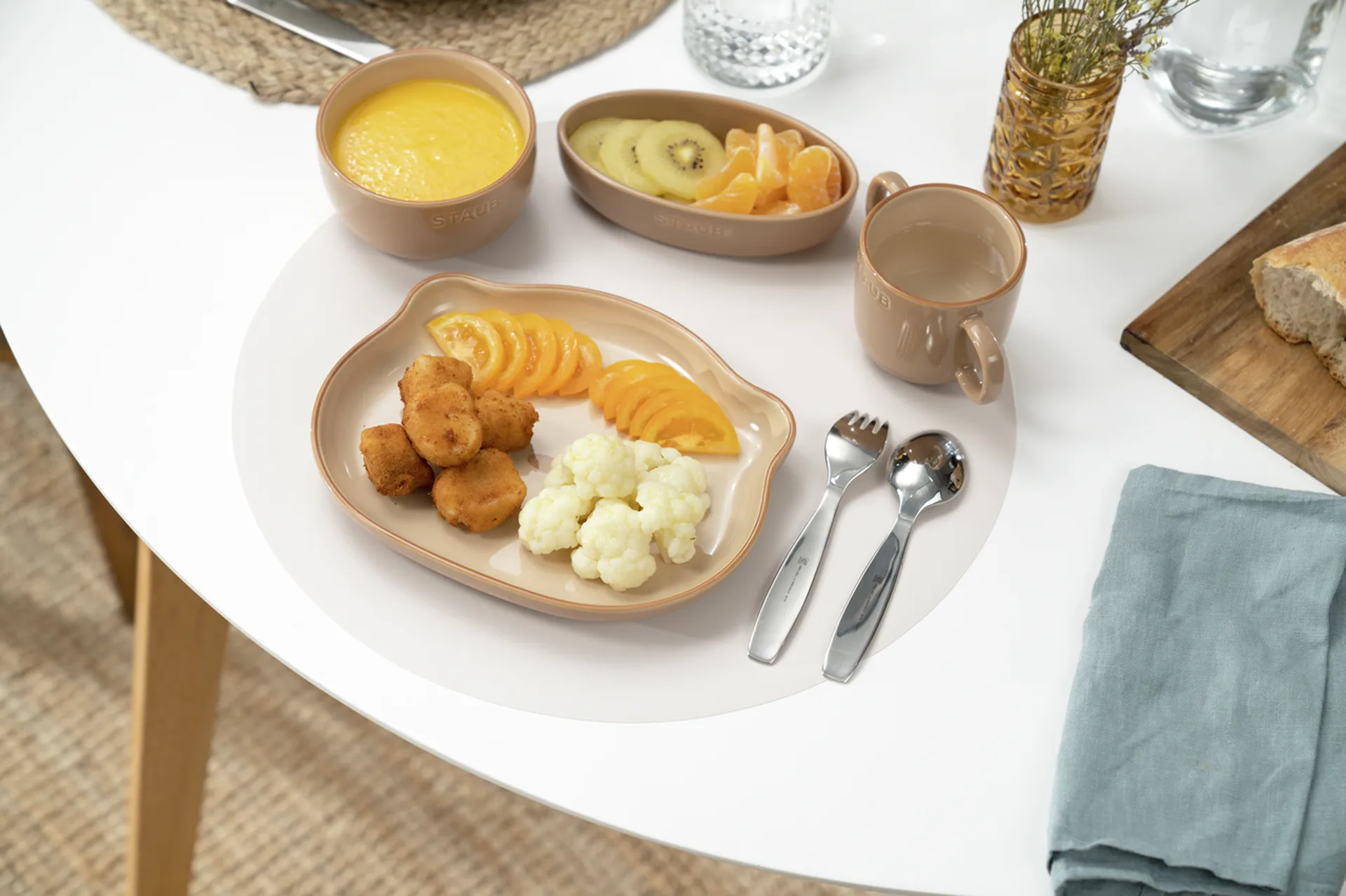 Staub børneservice 4 dele, Brun STAUB