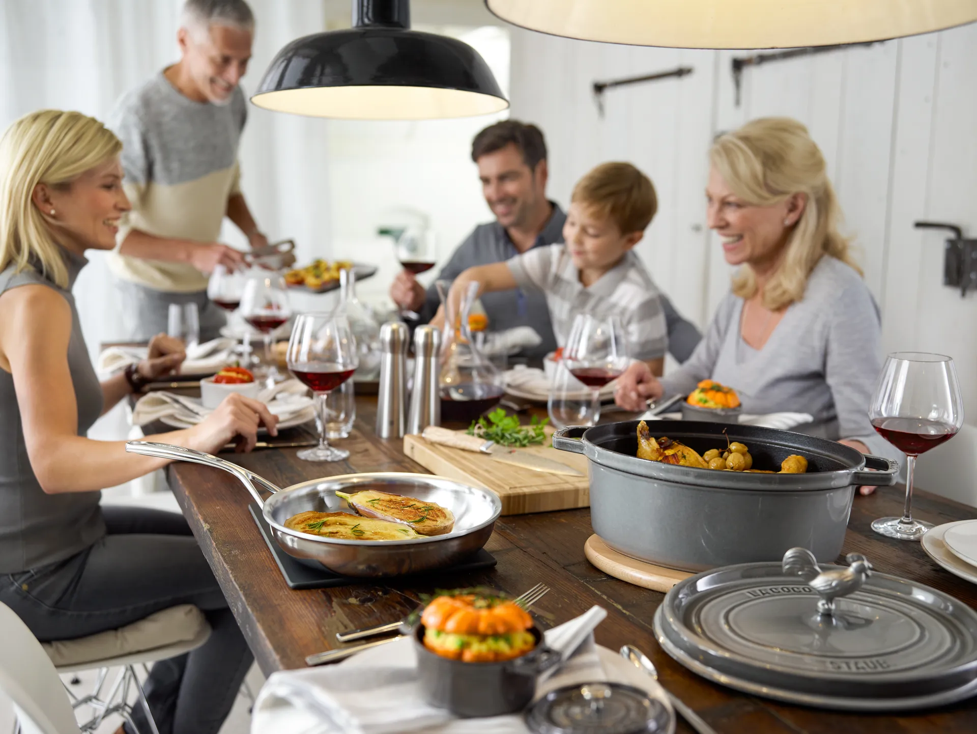 Staub La Cocotte oval gryde støbejern 3,2 L, Grafitgrå STAUB