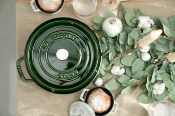 Staub La Cocotte rund gryde støbejern 2,6 L - Basilikum grøn - STAUB