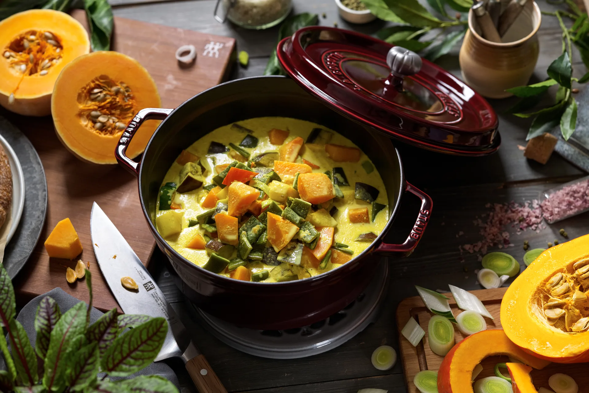 Staub La Cocotte rund gryde støbejern 5,25 L, Grenadine rød STAUB