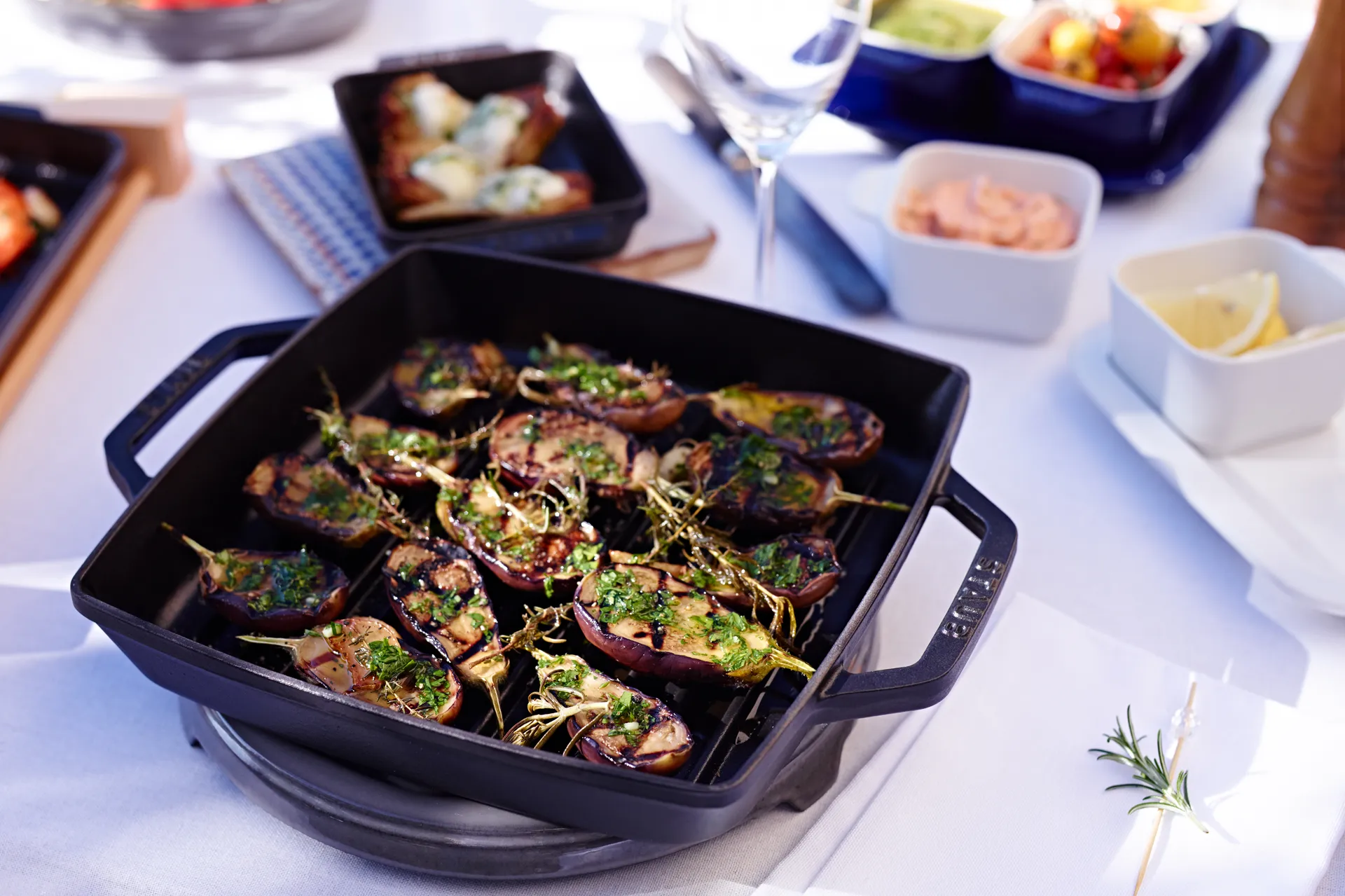 Staub Pure grillpande støbejern kvadratisk sort, 28 cm STAUB