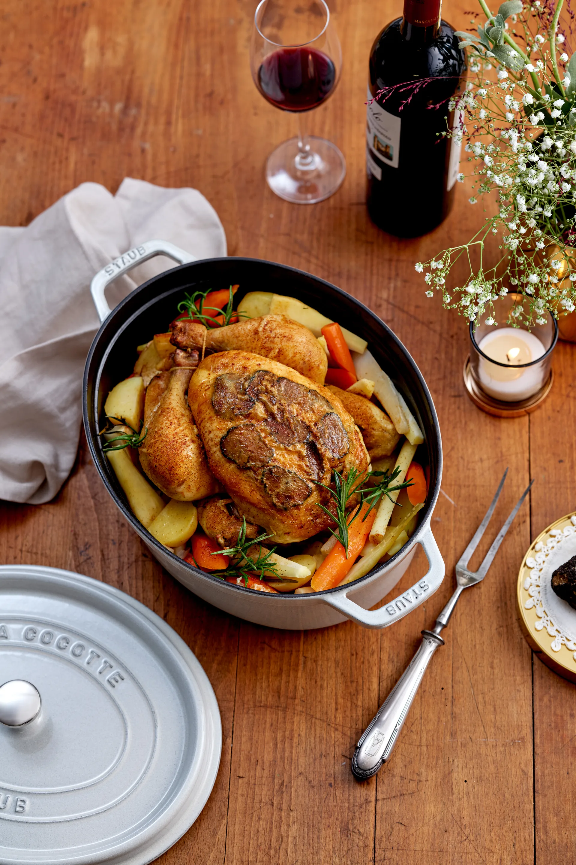 Staub White Truffle gryde oval, 5,5 L STAUB