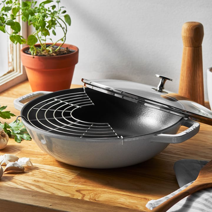 Staub wokpande støbejern med glaslåg Ø30 cm, White truffle STAUB